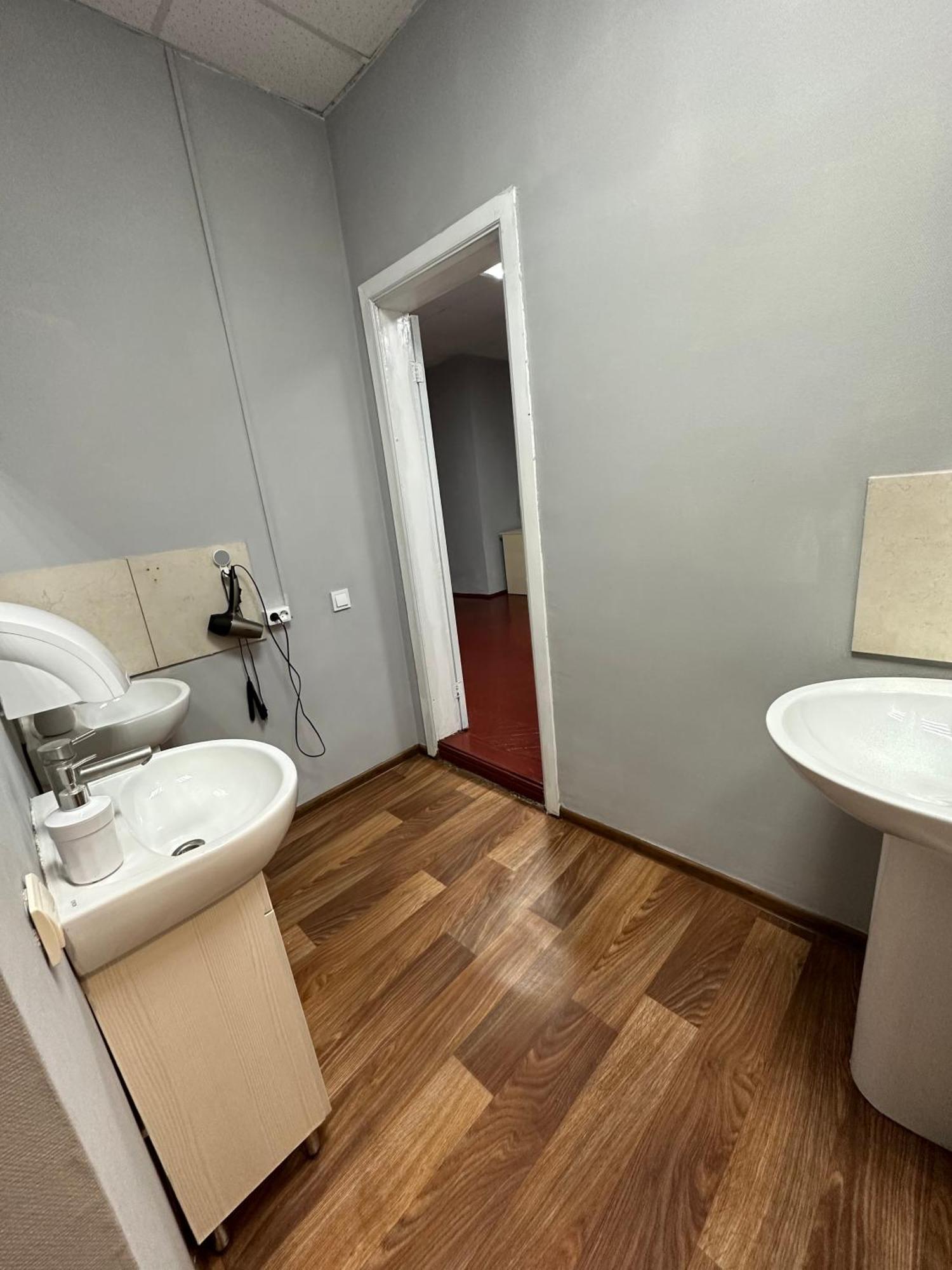 P2B Hostel & Bar Kiev Exteriör bild